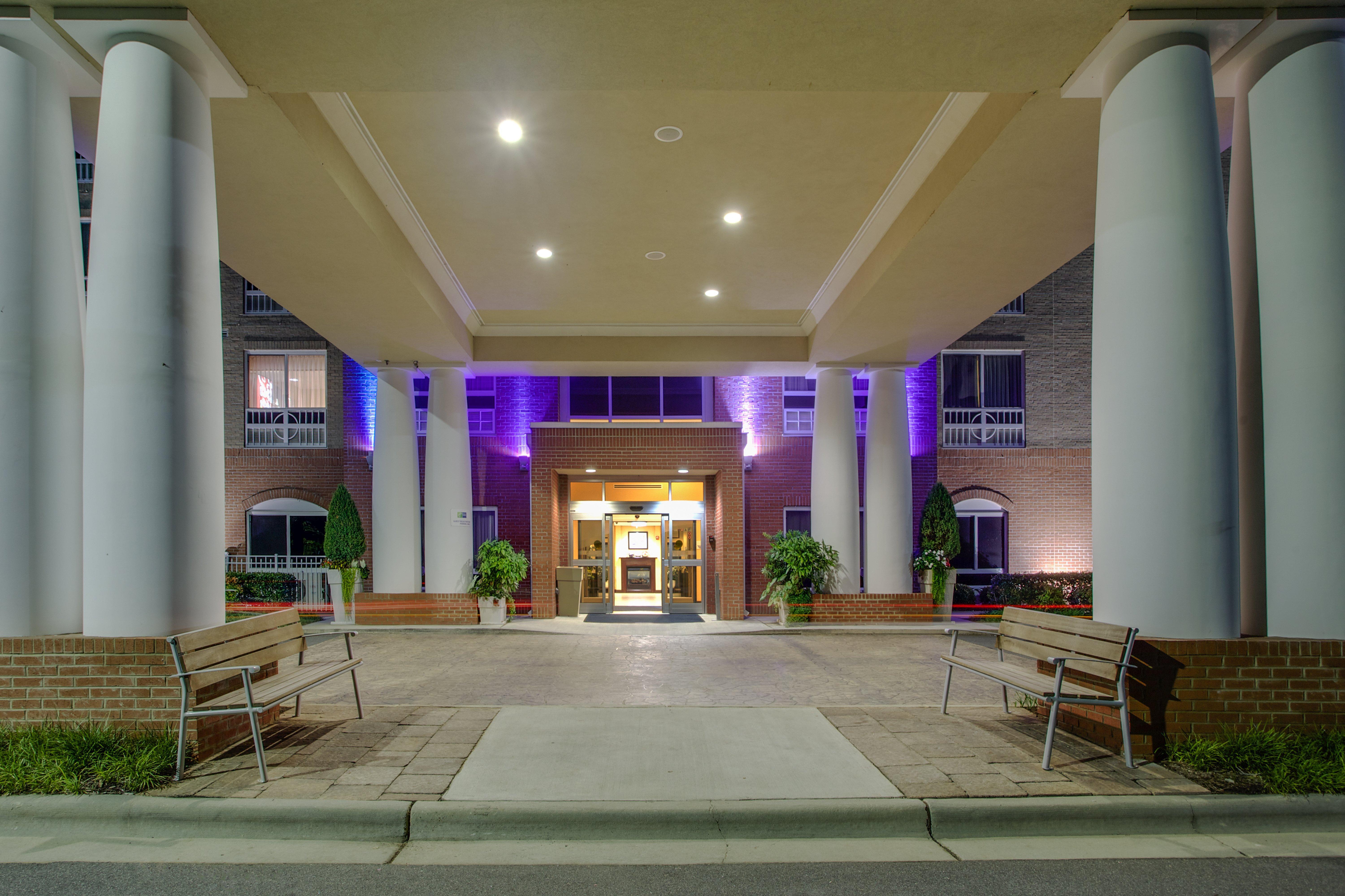 Holiday Inn Express Hotel Raleigh Southwest By Ihg Kültér fotó