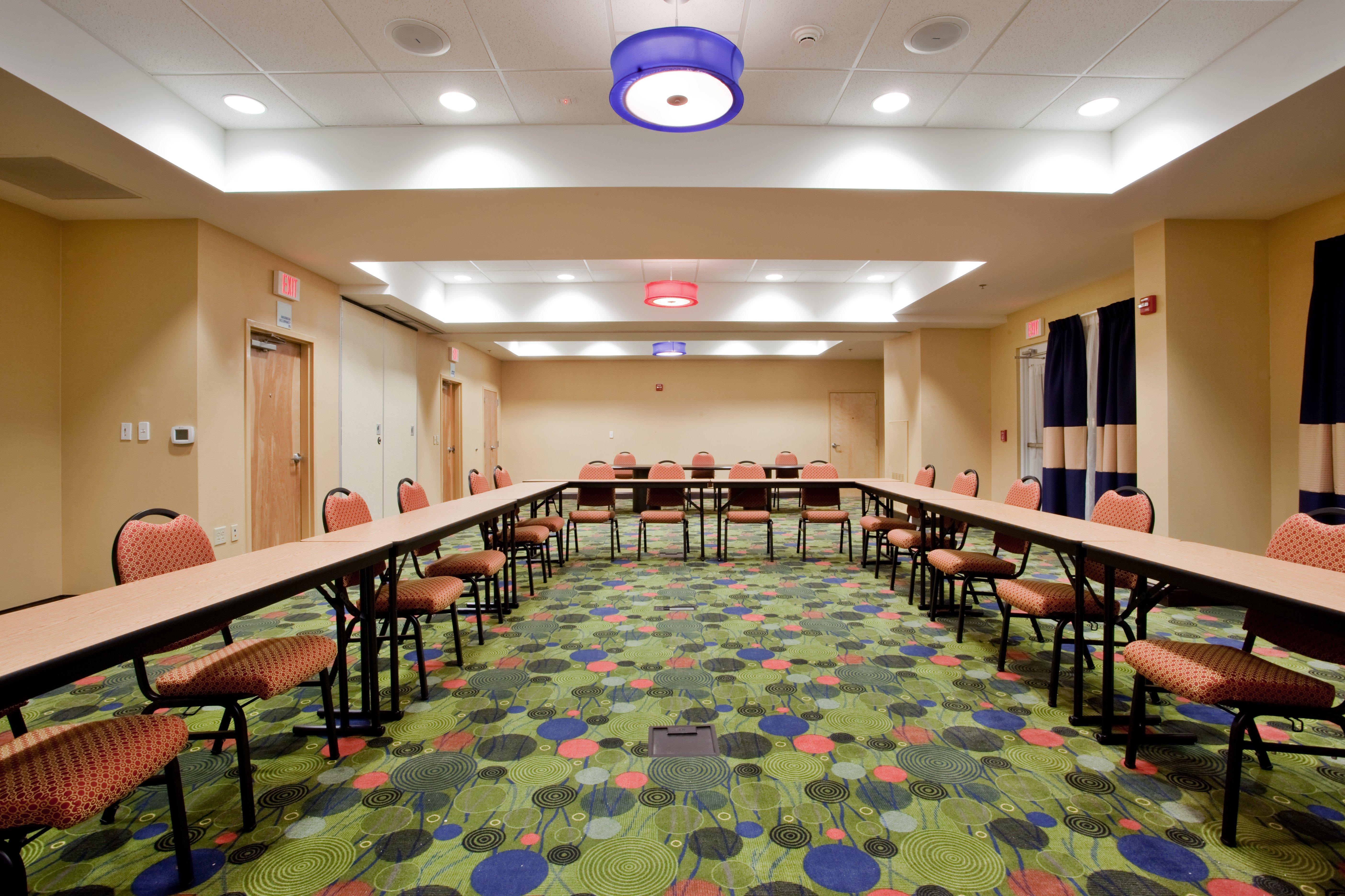 Holiday Inn Express Hotel Raleigh Southwest By Ihg Kültér fotó