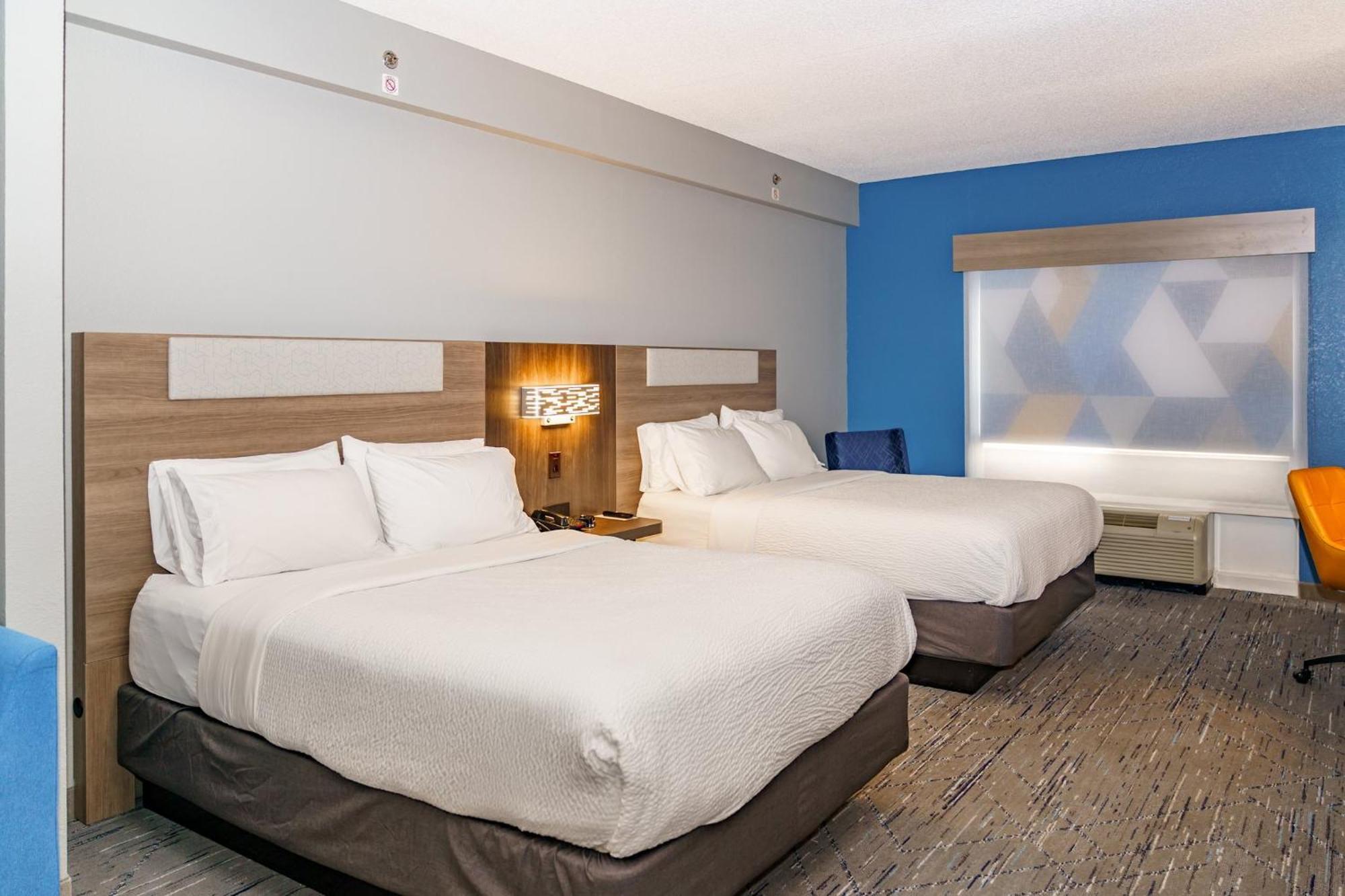 Holiday Inn Express Hotel Raleigh Southwest By Ihg Kültér fotó