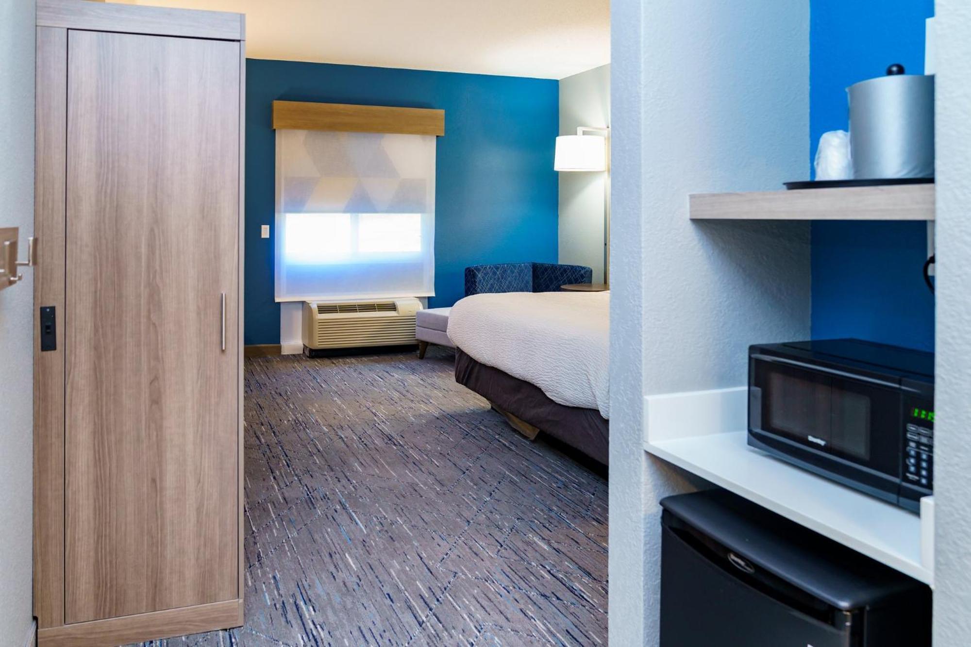 Holiday Inn Express Hotel Raleigh Southwest By Ihg Kültér fotó