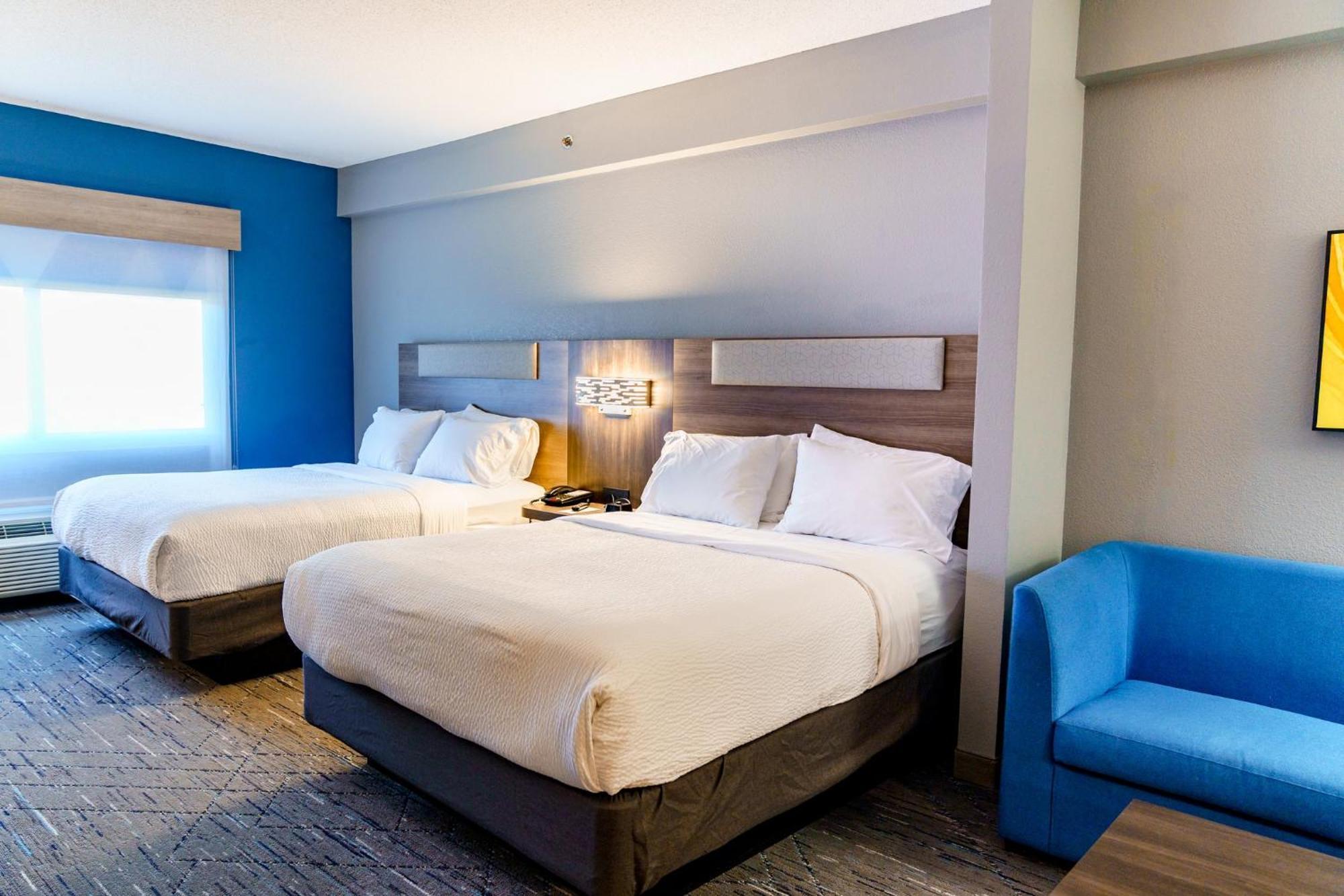 Holiday Inn Express Hotel Raleigh Southwest By Ihg Kültér fotó